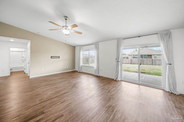 4706 Determination Ct, Milton, FL 32570