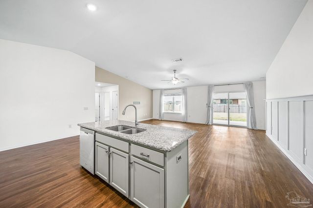 4706 Determination Ct, Milton, FL 32570