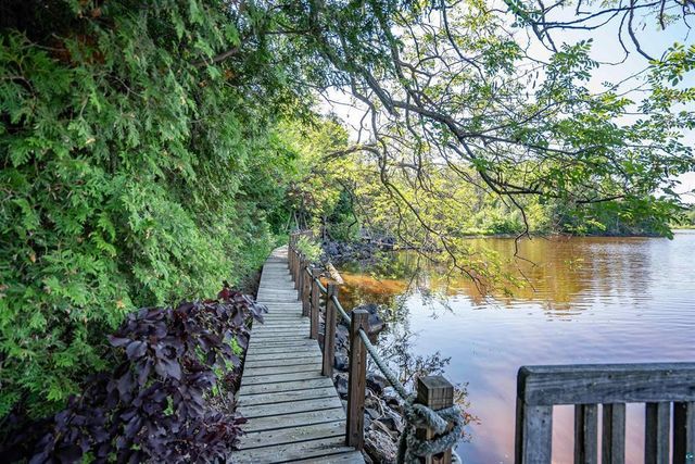 26 Saint Albans Road, Superior, WI 54880