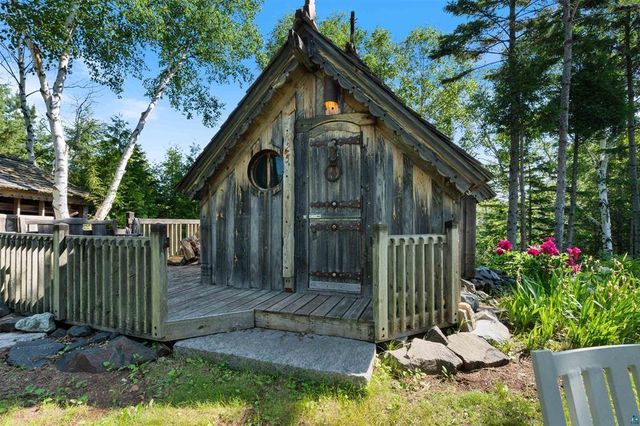 26 Saint Albans Road, Superior, WI 54880