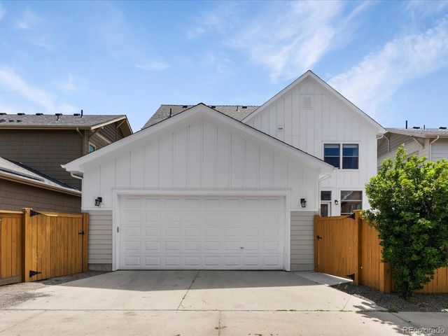 9025 E Prairie Meadow Dr, Denver, CO 80238