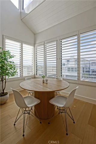 320 Marine Avenue, Manhattan Beach, CA 90266