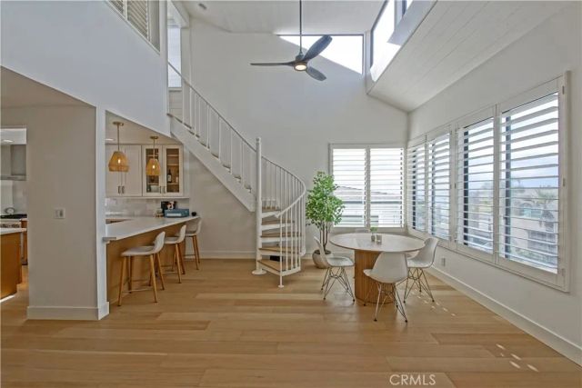 320 Marine Avenue, Manhattan Beach, CA 90266