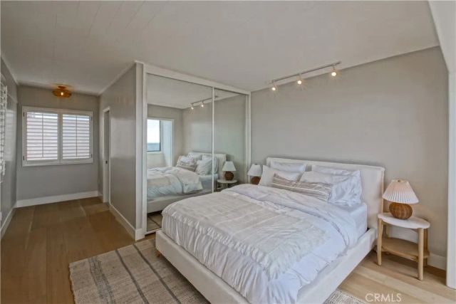 320 Marine Avenue, Manhattan Beach, CA 90266