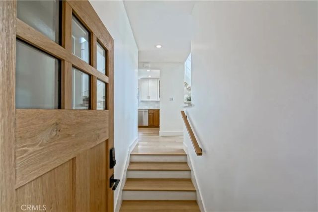 320 Marine Avenue, Manhattan Beach, CA 90266