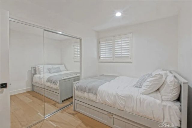 320 Marine Avenue, Manhattan Beach, CA 90266