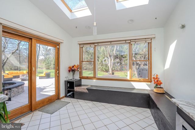 14 BROOKSIDE CT, Cranbury, NJ 08512