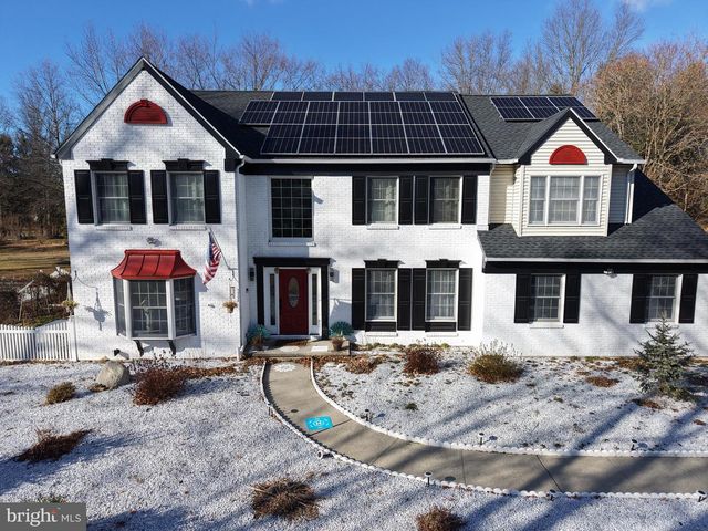 14 BROOKSIDE CT, Cranbury, NJ 08512