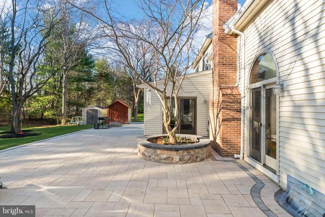 14 BROOKSIDE CT, Cranbury, NJ 08512