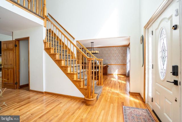 14 BROOKSIDE CT, Cranbury, NJ 08512