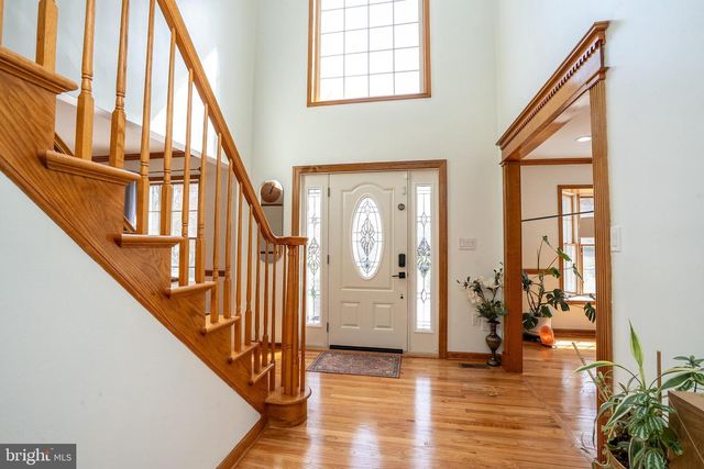 14 BROOKSIDE CT, Cranbury, NJ 08512