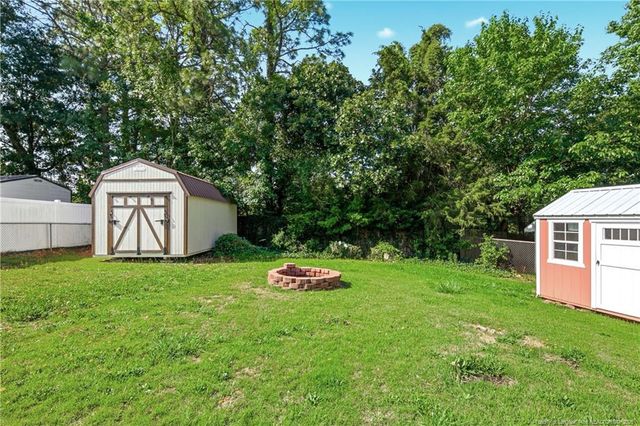 7601 Jennings Lane, Fayetteville, NC 28303