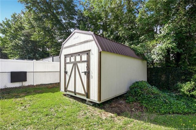 7601 Jennings Lane, Fayetteville, NC 28303