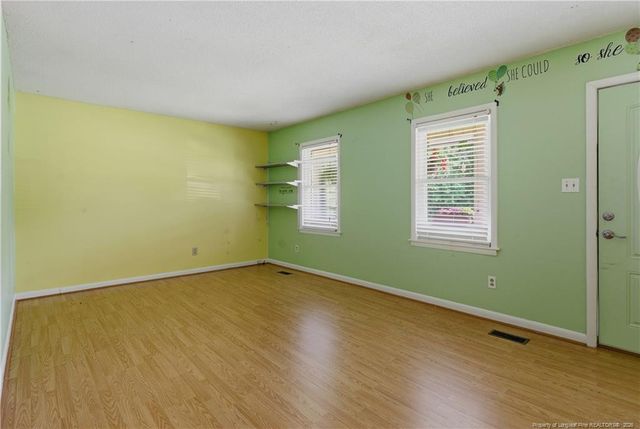 7601 Jennings Lane, Fayetteville, NC 28303