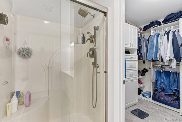 7095 Elmwood Drive, Grand Blanc Charter Township, MI 48439