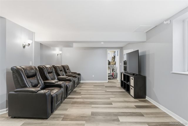 7095 Elmwood Drive, Grand Blanc Charter Township, MI 48439