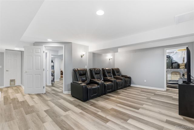 7095 Elmwood Drive, Grand Blanc Charter Township, MI 48439