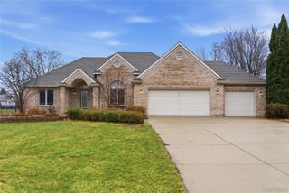 7095 Elmwood Drive, Grand Blanc Charter Township, MI 48439
