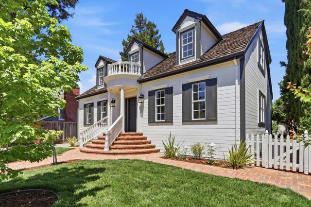 17391 E Vineland Avenue, Los Gatos, CA 95030