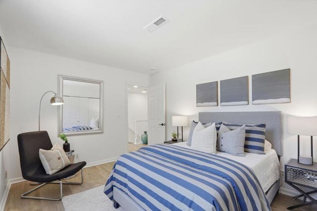 17391 E Vineland Avenue, Los Gatos, CA 95030