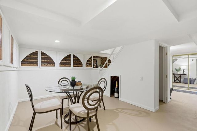 17391 E Vineland Avenue, Los Gatos, CA 95030