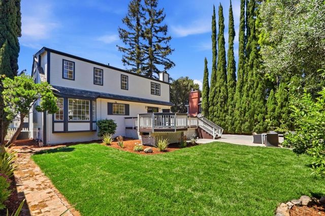 17391 E Vineland Avenue, Los Gatos, CA 95030