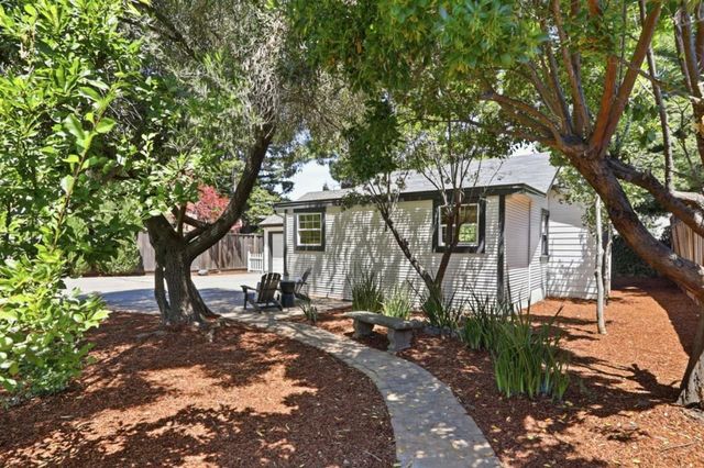 17391 E Vineland Avenue, Los Gatos, CA 95030