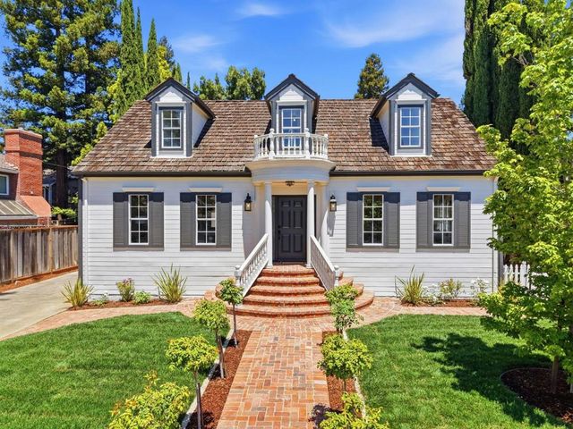 17391 E Vineland Avenue, Los Gatos, CA 95030