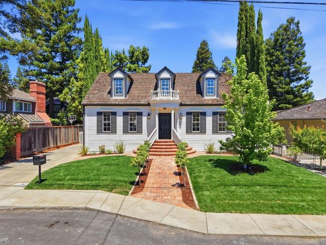 17391 E Vineland Avenue, Los Gatos, CA 95030