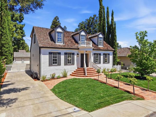 17391 E Vineland Avenue, Los Gatos, CA 95030