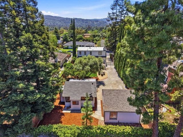 17391 E Vineland Avenue, Los Gatos, CA 95030