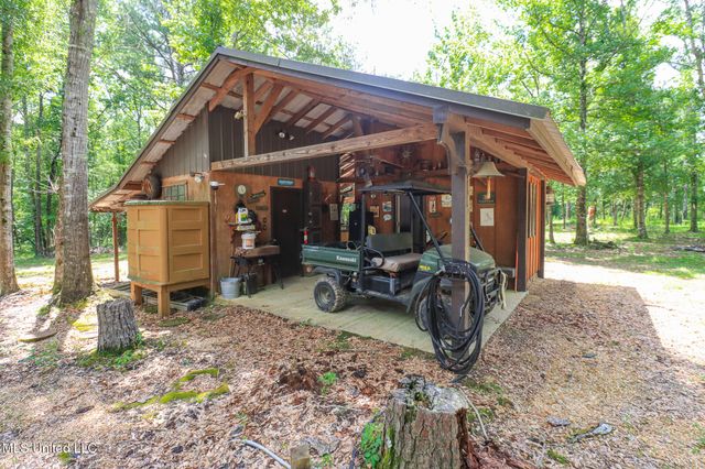 114 Mustang Drive, Wesson, MS 39191