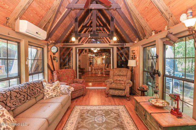 114 Mustang Drive, Wesson, MS 39191