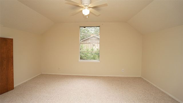 606 Queens Road, Denison, TX 75020