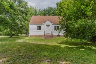 1424 Carson Salt Road, Warren, OH 44481