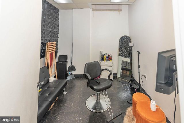 5900 YORK ROAD, Baltimore, MD 21212