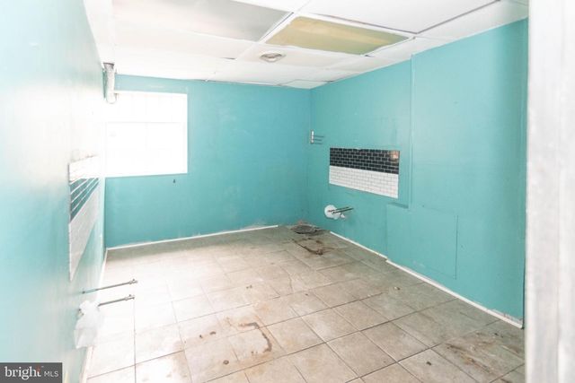 5900 YORK ROAD, Baltimore, MD 21212