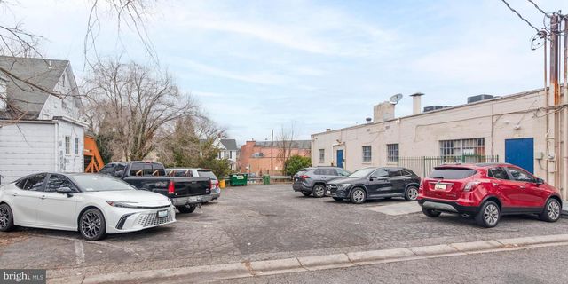 5900 YORK ROAD, Baltimore, MD 21212