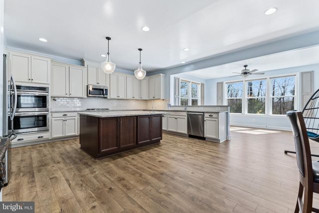 10637 MCCORMICK FARM DR, Manassas, VA 20110