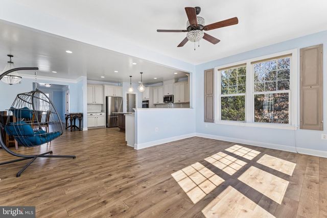 10637 MCCORMICK FARM DR, Manassas, VA 20110