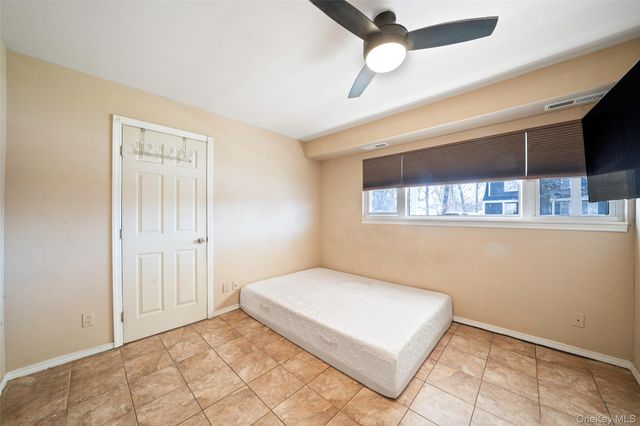 18 Saint Joseph Avenue, Ronkonkoma, NY 11779