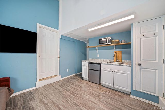 18 Saint Joseph Avenue, Ronkonkoma, NY 11779