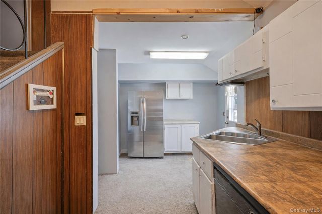 18 Saint Joseph Avenue, Ronkonkoma, NY 11779