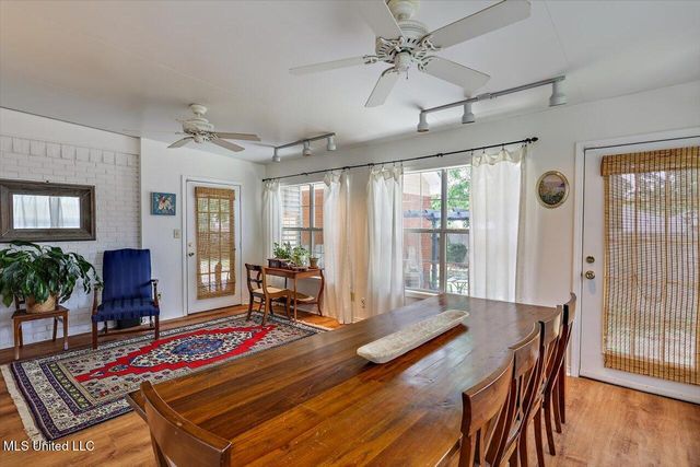 911 Tetbury Place, Brandon, MS 39047