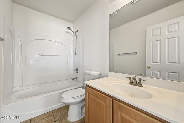 797 E Desert Holly Circle, San Tan Valley, AZ 85143