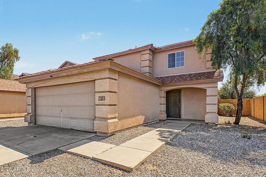 797 E Desert Holly Circle, San Tan Valley, AZ 85143