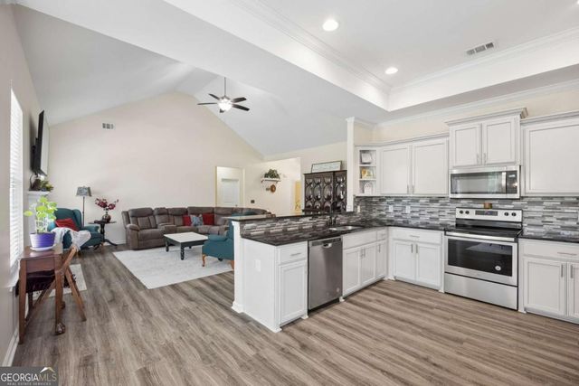 103 Mingledorff Court, Springfield, GA 31329