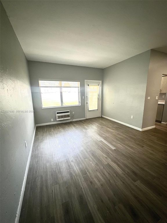 710 Meridian Ave 9, Miami Beach, FL 33139