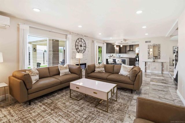 3722 Avenida Johanna, La Mesa, CA 91941