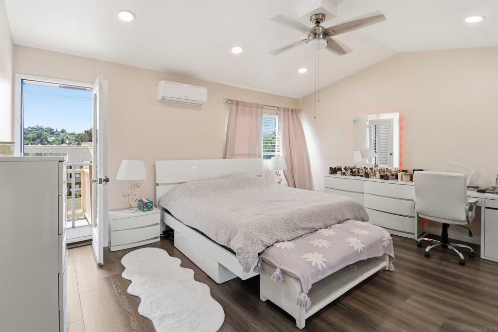 Image 17 of property listing at 3722 Avenida Johanna, La Mesa, CA 91941